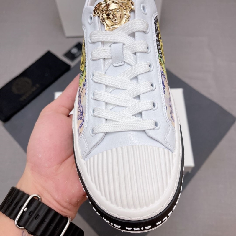 Givenchy Sneakers